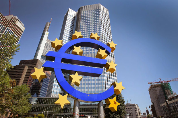 اقتصاد منطقه یورو به سوی سقوط شدید ۱۳ درصدی پیش می‌رود