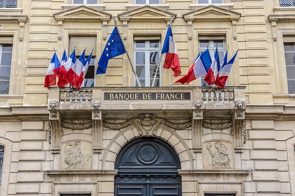 خروج بانک مرکزی فرانسه از سرمایه‌گذاری در حوزه سوخت‌های فسیلی